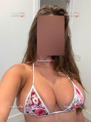 Mujer ninfómana disponible para encuentros sexuales mi numero es +33 757750631