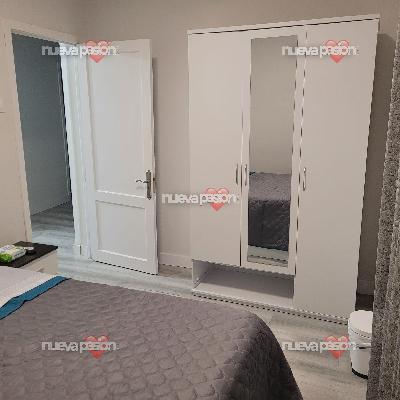 HABITACIONES o PISO COMPLETO EN ALQUILER