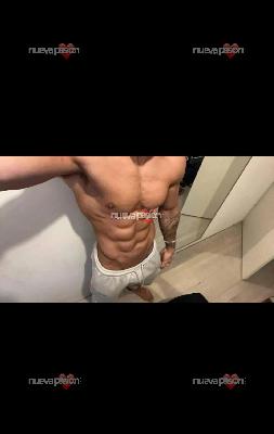 GIGOLO/ MASAJISTA EXPERTO . TAMBIEN SEXO