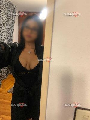 ENCANTADORA EXOTICA SENSUAL APASIONADA Y COMPLACIENTE