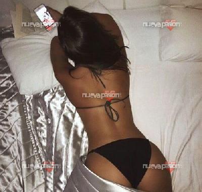 LUJURIOSA CACHONDA Y COMPLACIENTE VEN A DISFRUTAR