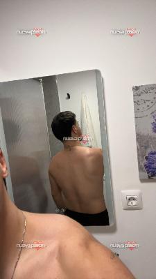 🇮🇹 Massimo 21, Sicilia, Tu mejor sexo mi numero es +43 66493128054