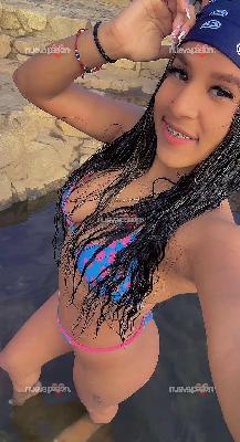 Liz muñeca cariñosa