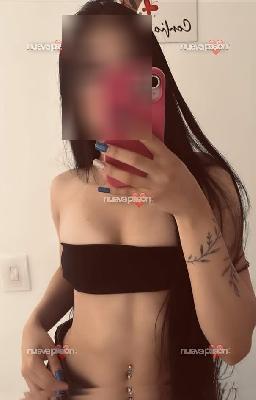🍓Soy una chica Latina joven 😈 recién llegada a la isla 💕 💕💋