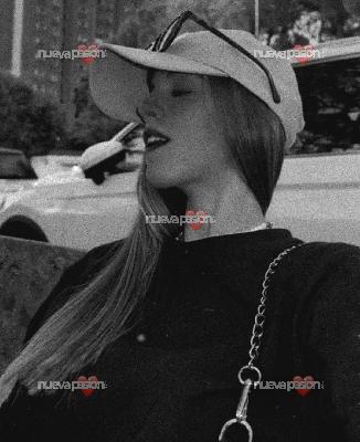 Soy española, cercana, segura de sí misma y con un toque audaz