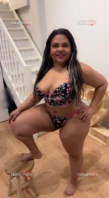 Espontánea fogosa voluptuosa sexy talla XL enrrollada piso discreto llamame