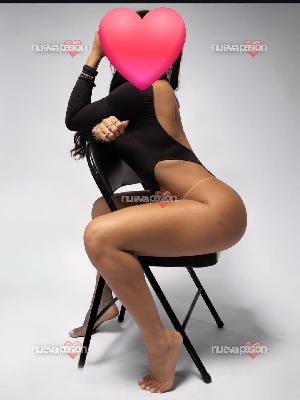 KAROL, TE ATREVES A OBEDECER MIS DESEOS??