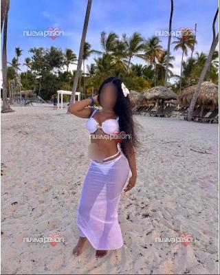 Dulce, hermosa, delicada y deliciosa como la miel