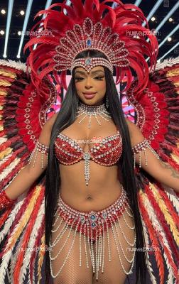 Una aventura muy divertida con una chica muy sexy en Marbella📍