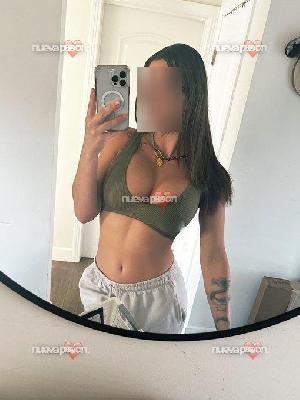 Estoy disponible para todos tus momentos de placer.  +33 757843834