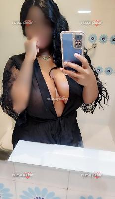 VIVIANNE EXÓTICA DAMA DE PIEL SUAVE SENOS NATURALES EN AMPOSTA