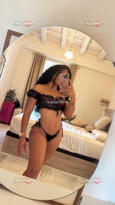 África rica morena recién llegada a tu ciudad