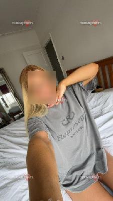 Emma escorte mi numero es +39 3762386882