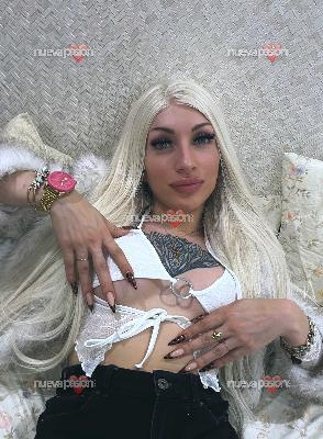 ✨Femenina, magnética y difícil de olvidar✨