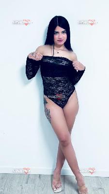 LUNA  EN REUS,UNA CHICA CARIÑOSA Y DIVERTIDA