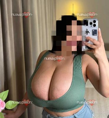 Tetas Naturales Enormes