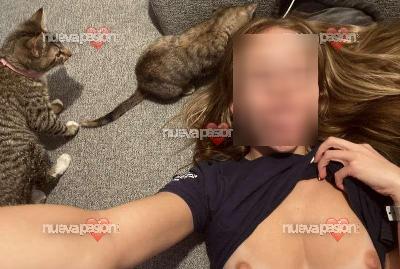 Hola, mis amores, me llamo Andrea, una latina con curvas como las que ven aquí... Si buscan conocer gente y vivir nuevas experiencias, no duden en contactarme. En mi tiempo libre, me encantaría organizar quedadas para compartir momentos inolvidables. Pued