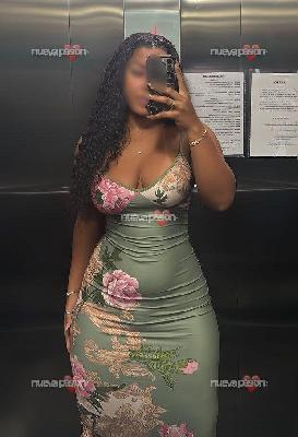 🔥 Fiestera, marroquí y con ganas… Yasmine en Fuengirola