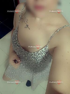 SANTA CRUZ GUAPA CHICA SOLO SALIDA Y COCHE