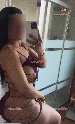 Carolina chica nueva joven colombiana