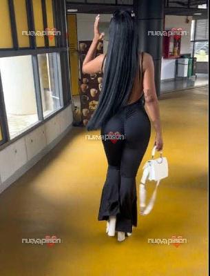 Victoria  Llena de Mucha Experiencia para que Ardas de Placer