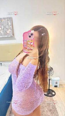 EN BENICARLO SENSUAL TIERNA FIESTERA A TOPE