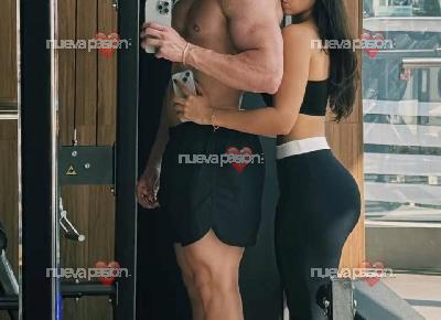 Pareja oferece servicio