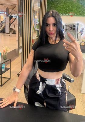 ⭐⭐⭐⭐POR PLAZA MAYOR - ISIS, COLOMBIANA DE LUJO EXPLOSIVA Y JUGUETONA