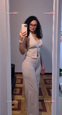 ❤️ SOY LAURA, MASAJISTA ERÓTICA ESPAÑOLA QUE DESPIERTA TUS DESEOS MÁS OCULTOS