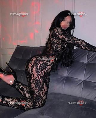 MÍA – LA COLOMBIANA MADURA QUE TE DOMINARÁ EN MASPALOMAS