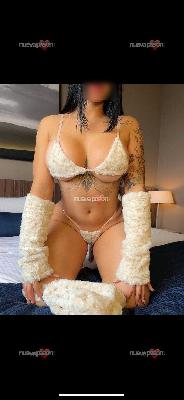 Jovencita ardiente recién llegada