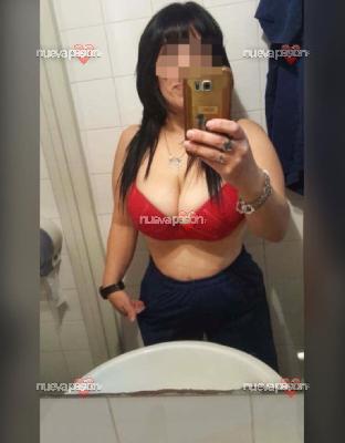 ENFERMERA DIVORCIADA MUY CACHONDA!!!