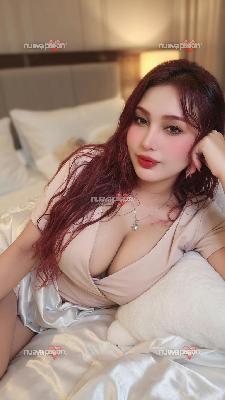 Pelirroja con Enfoque Natural elocuente y Voluptuosa 💋🍒