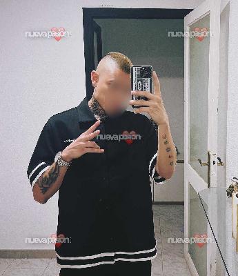 CAMILO GUAPO, COLOMBIANO , ELEGANTE, NO PASO DESAPERCIBIDO EN PALMA