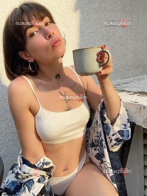 KARA RUSA MUY CALIENTE EN VIDEOLLAMADAS Y SEXTING