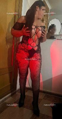 Cada momento conmigo está diseñado exclusivamente para ti y Hola que tal estas??...Me alegra mucho que estés aquí...