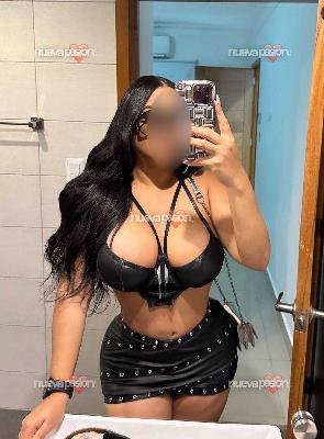 LA REINA DEL FRANCÉS PROFUNDO Y HÚMEDO PAPI VEN A PROBARLO