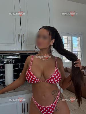 Encuentro sexual con un hombre travieso