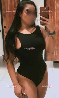 PATRICIA DULCE MORENA ESBELTA CON GANAS DE SENTIR Y DISFRUTAR