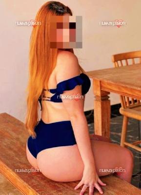 JUGUETONA CANARIA, ARDIENTE EN VILLAGARCÍA DE AROUSA, PELIRROJA