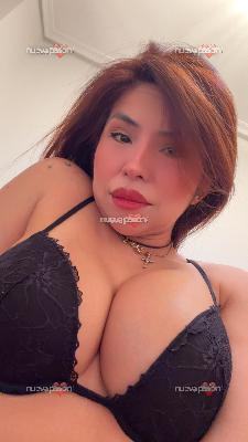 Soy Mía una chica muy traviesa