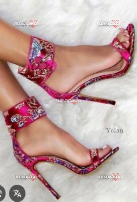 Plaza libre para señoritas!!