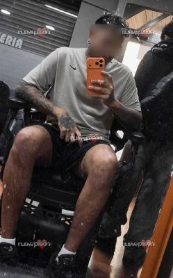 Pareja de Jóvenes Hombre y Mujer