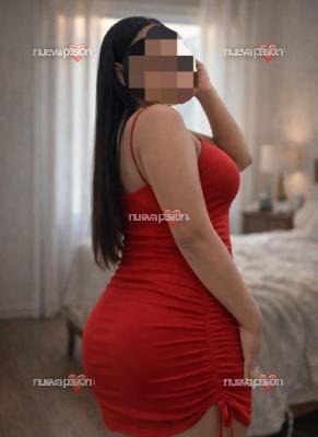 DISCREET AND SENSUAL!