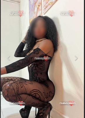 CHICA FUEGOSA POR BAZA 🔥 ELIZ