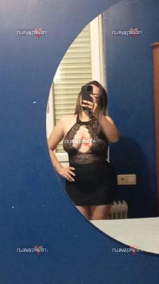 ZOFIA UNA CHICA MUY ARDIENTE EN LA CAMA ATRÉVETE