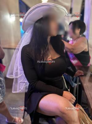 DANIELA , LATINA MORENAZA CULONA CON GANAS DE CONOCERTE Y PASAR UNA NOCHE EXQUISITA 24H FERROL