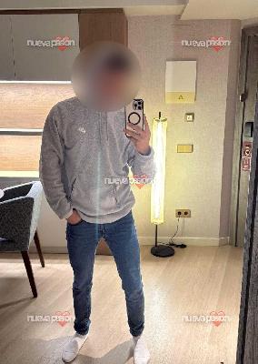 COLOMBIANO , JOVEN , BUEN ROLLO Y DIVERSION 24H EN COTONER