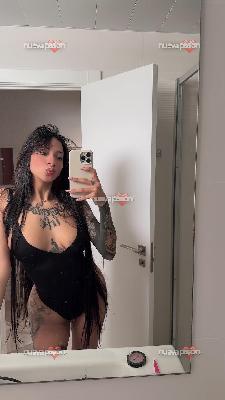 Abby flaquita fogosa y sensual y