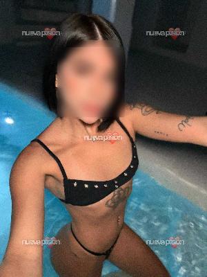 MÍA – 22 AÑOS, DULCE Y MUY PICANTE🔥